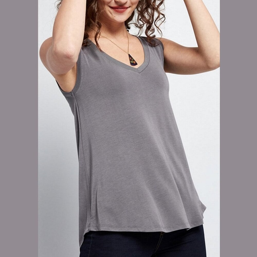 Modcloth Freeloader Tank Shirt Soft Grey Sleeveless Casual